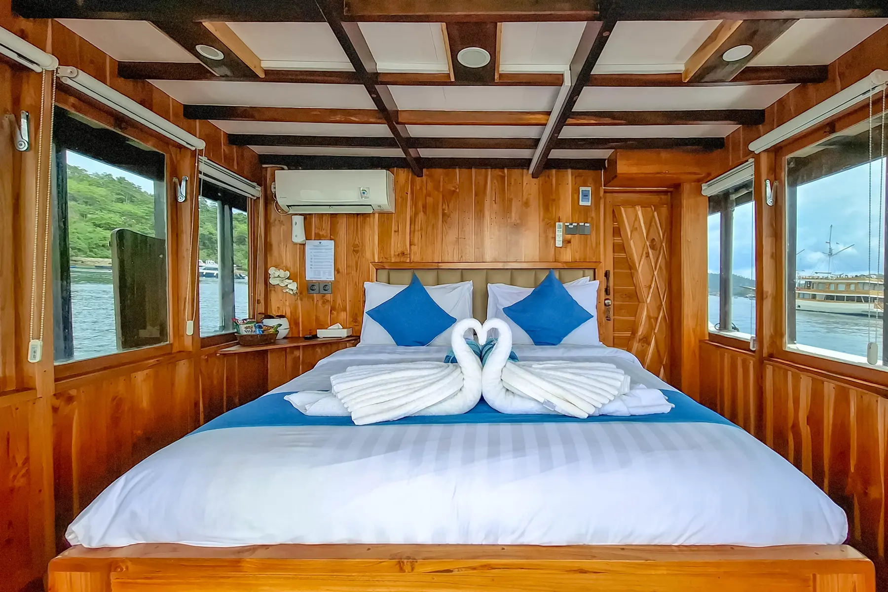 Master Ocean cabin aboard Soe Besar Vanrei liveaboard