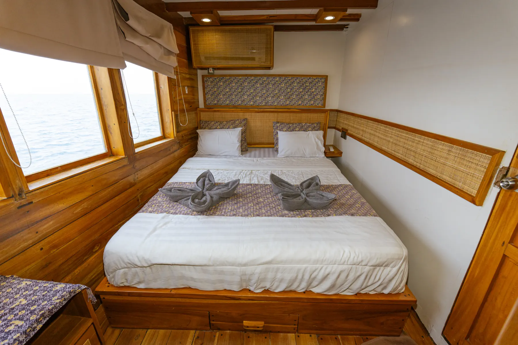 Cafasa cabin aboard Catnazse liveaboard