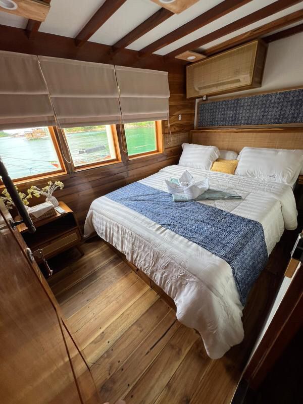 Cafasa cabin aboard Catnazse liveaboard
