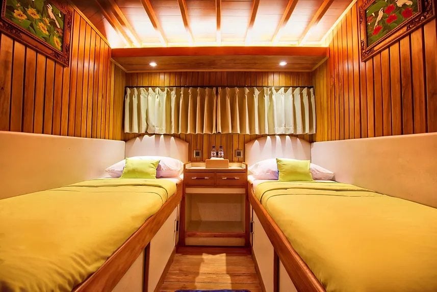 Lower Deck Twin Bed Cabin cabin aboard Raja Ampat Explorer liveaboard