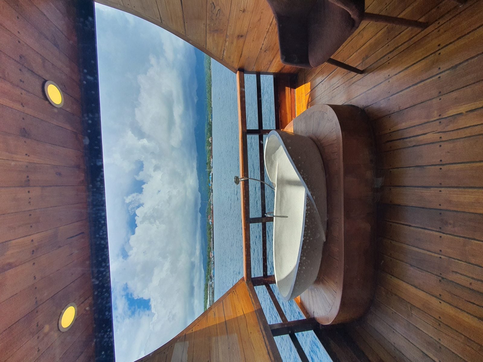 Master Cabin cabin aboard Sea Familia II liveaboard
