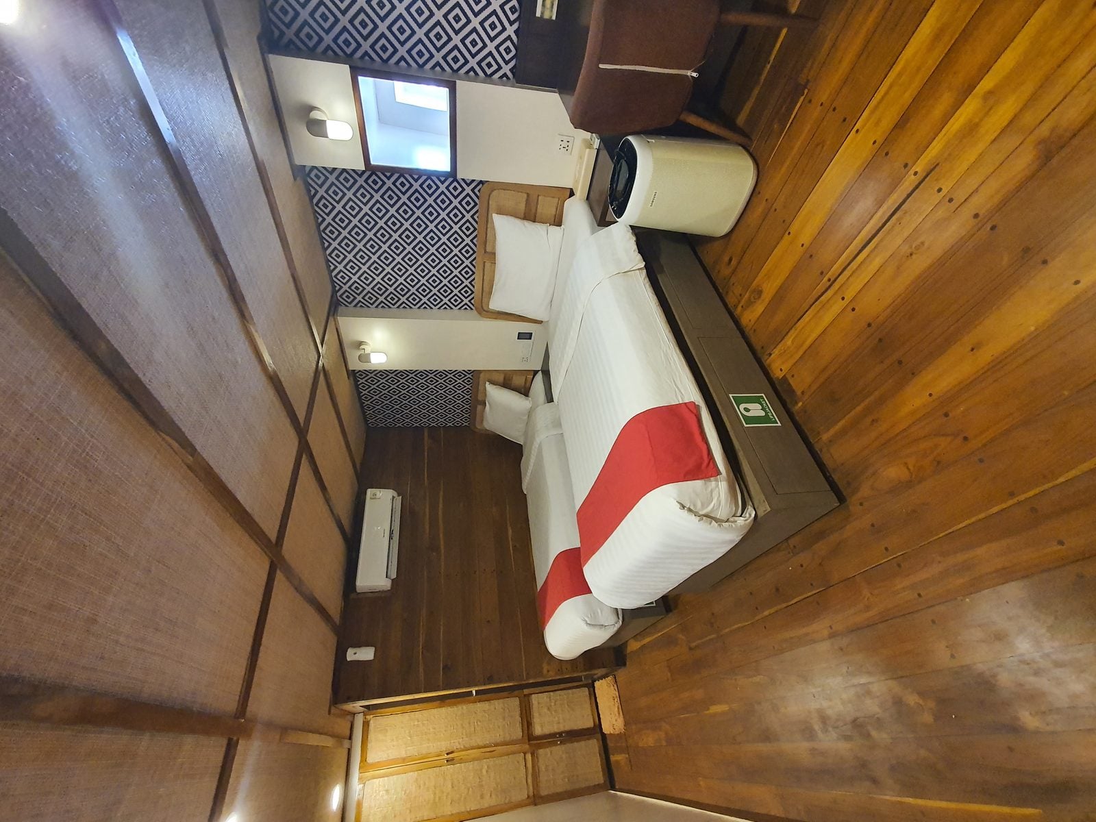 Deluxe Cabin cabin aboard Sea Familia II liveaboard