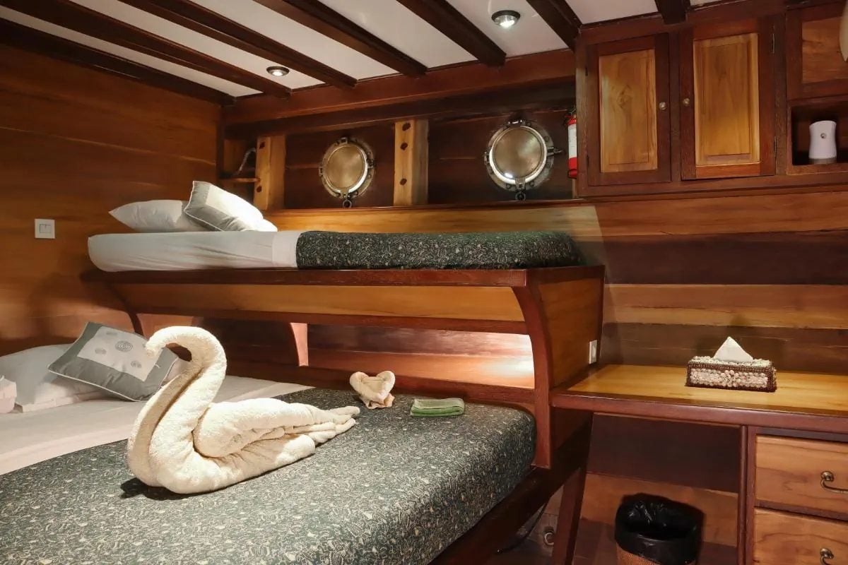 Deluxe Cabin cabin aboard Wellenreng liveaboard