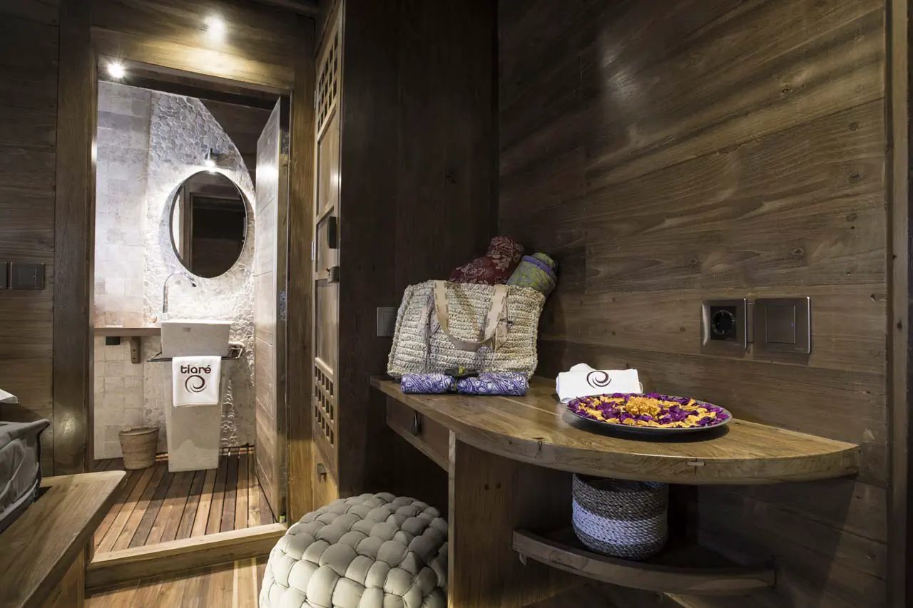 Double Cabin cabin aboard Tiaré liveaboard