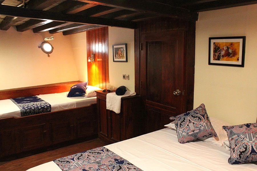 Manta Suite cabin aboard Pearl of Papua liveaboard