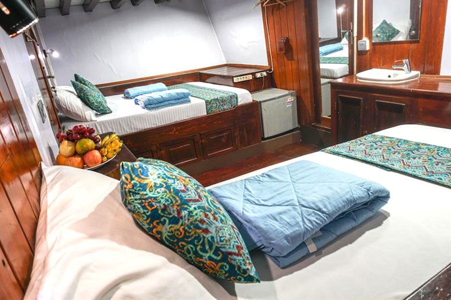 Manta Suite cabin aboard Pearl of Papua liveaboard