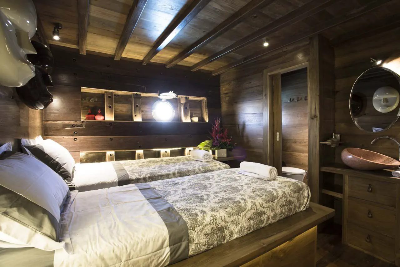 Twin Cabin cabin aboard Tiaré liveaboard