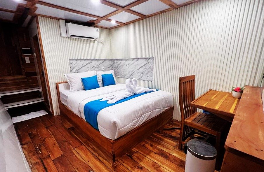 IKAN ROOM cabin aboard Lady Grace liveaboard