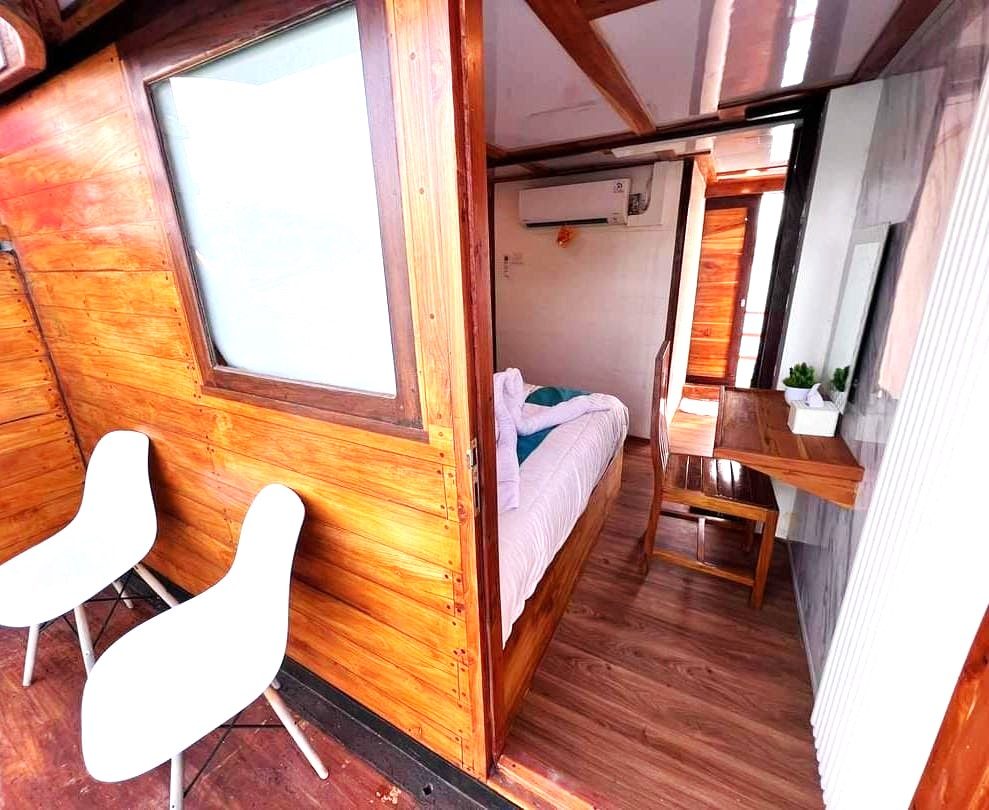 KERANG ROOM cabin aboard Lady Grace liveaboard