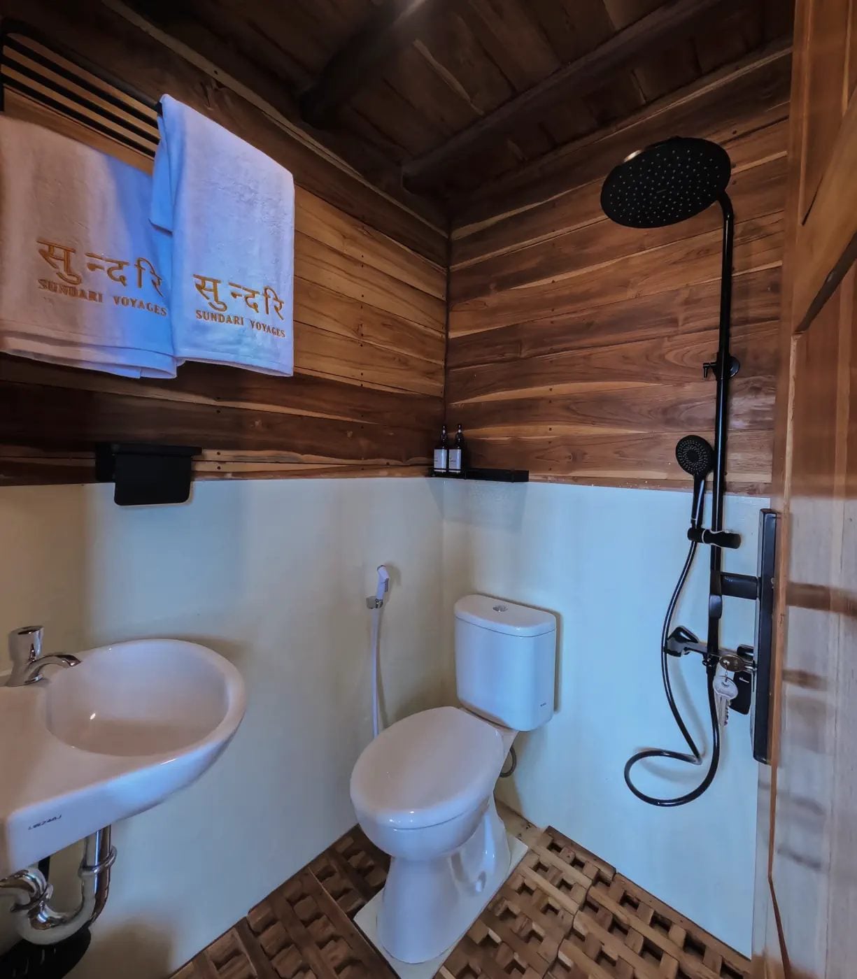 Deluxe Balcony Private Cabin cabin aboard Sundari Voyages liveaboard