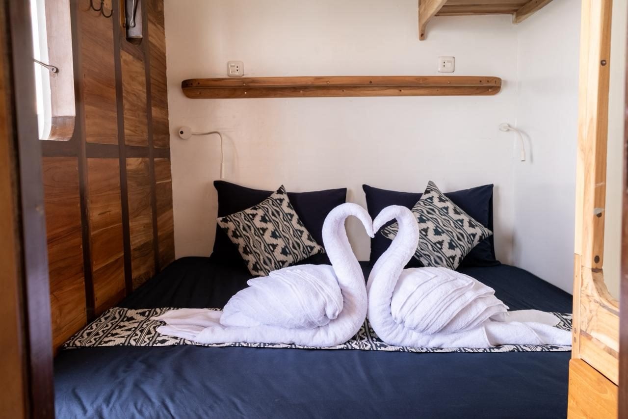 Double Cabin cabin aboard Bajau liveaboard