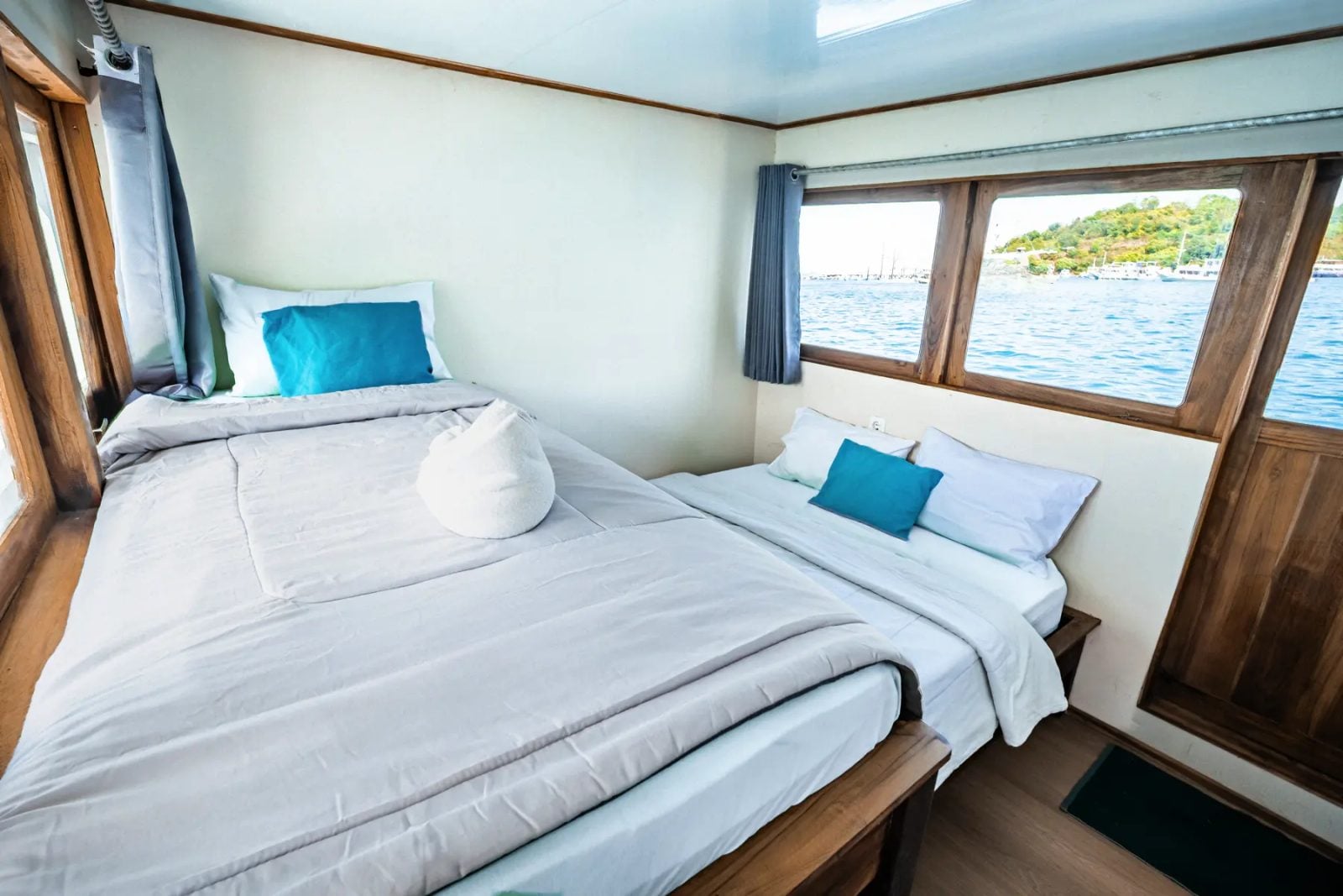 Sharing Cabin 3 cabin aboard Bombana liveaboard