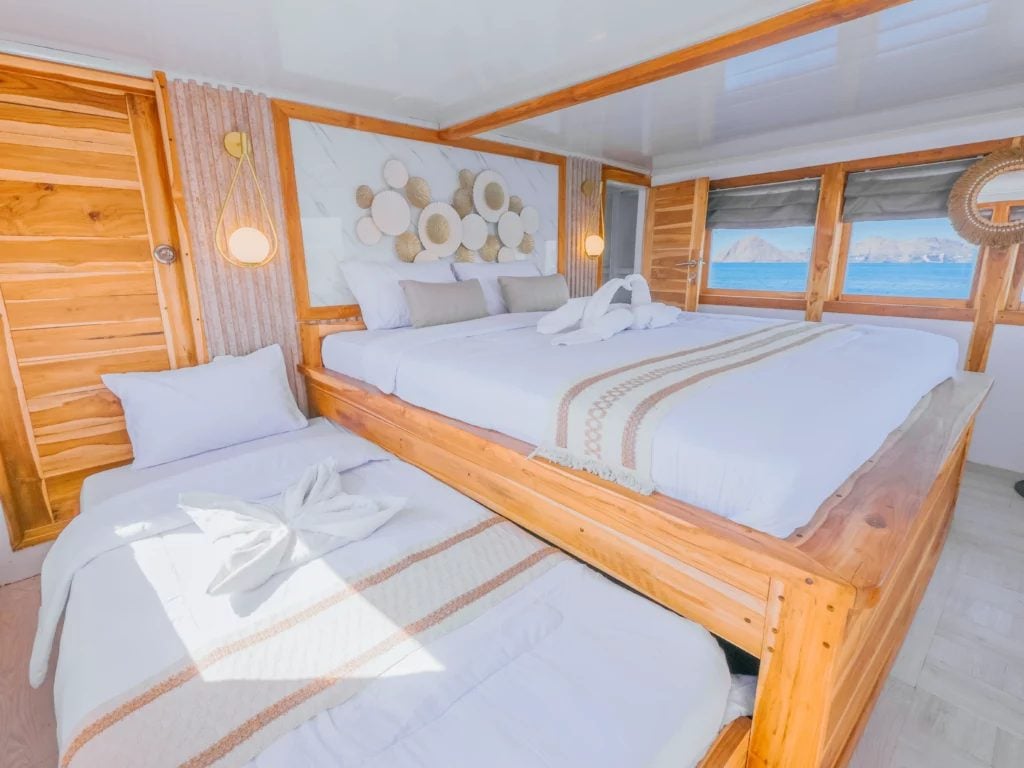 Master Cabin Upper Deck cabin aboard Bombana 2 liveaboard