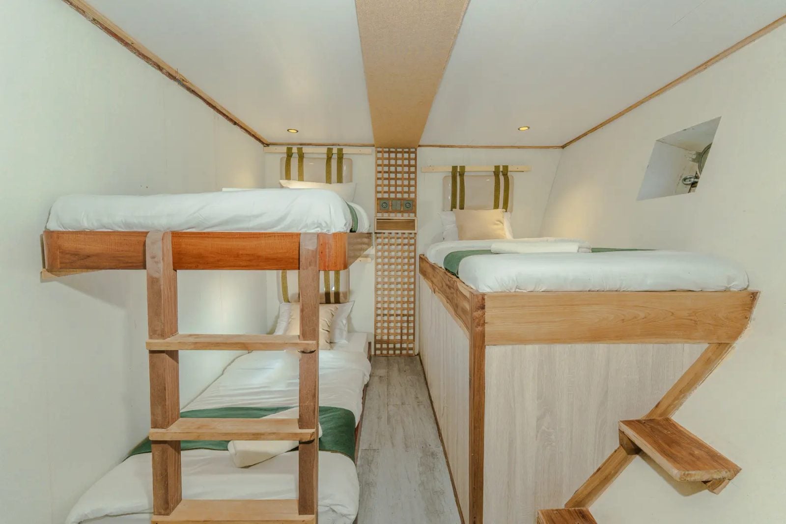 Sharing Cabin 3 Lower cabin aboard Marea liveaboard