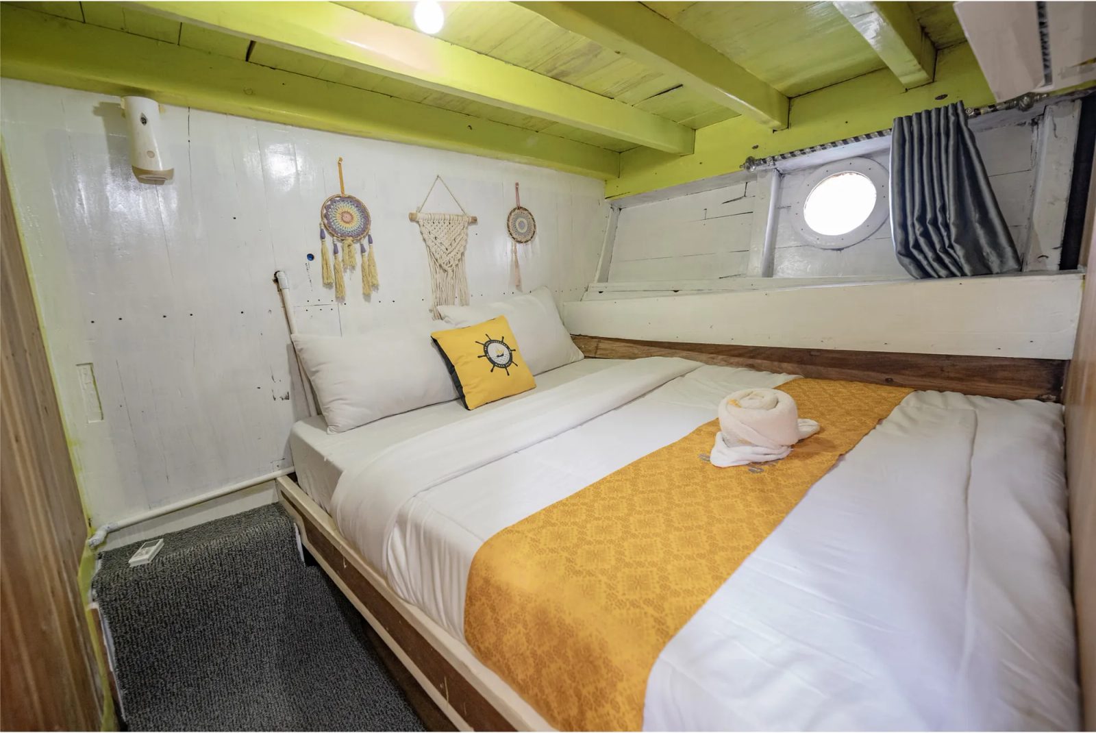 Superior cabin aboard NK Jaya 2 liveaboard