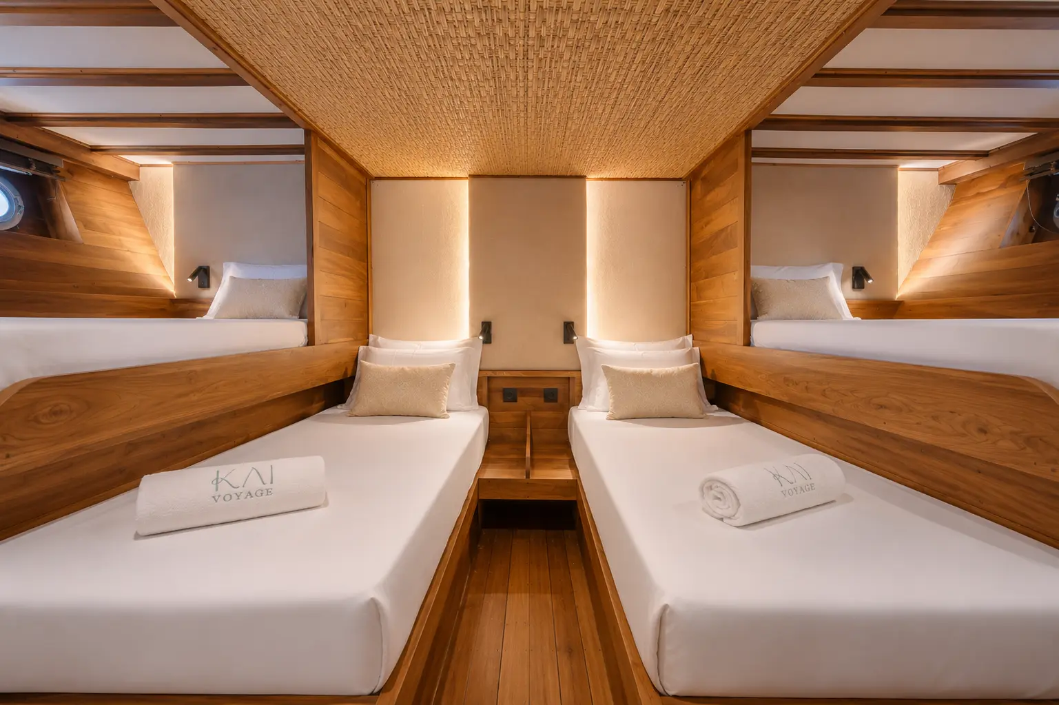 QUAD DELUXE cabin aboard Kai Voyage liveaboard