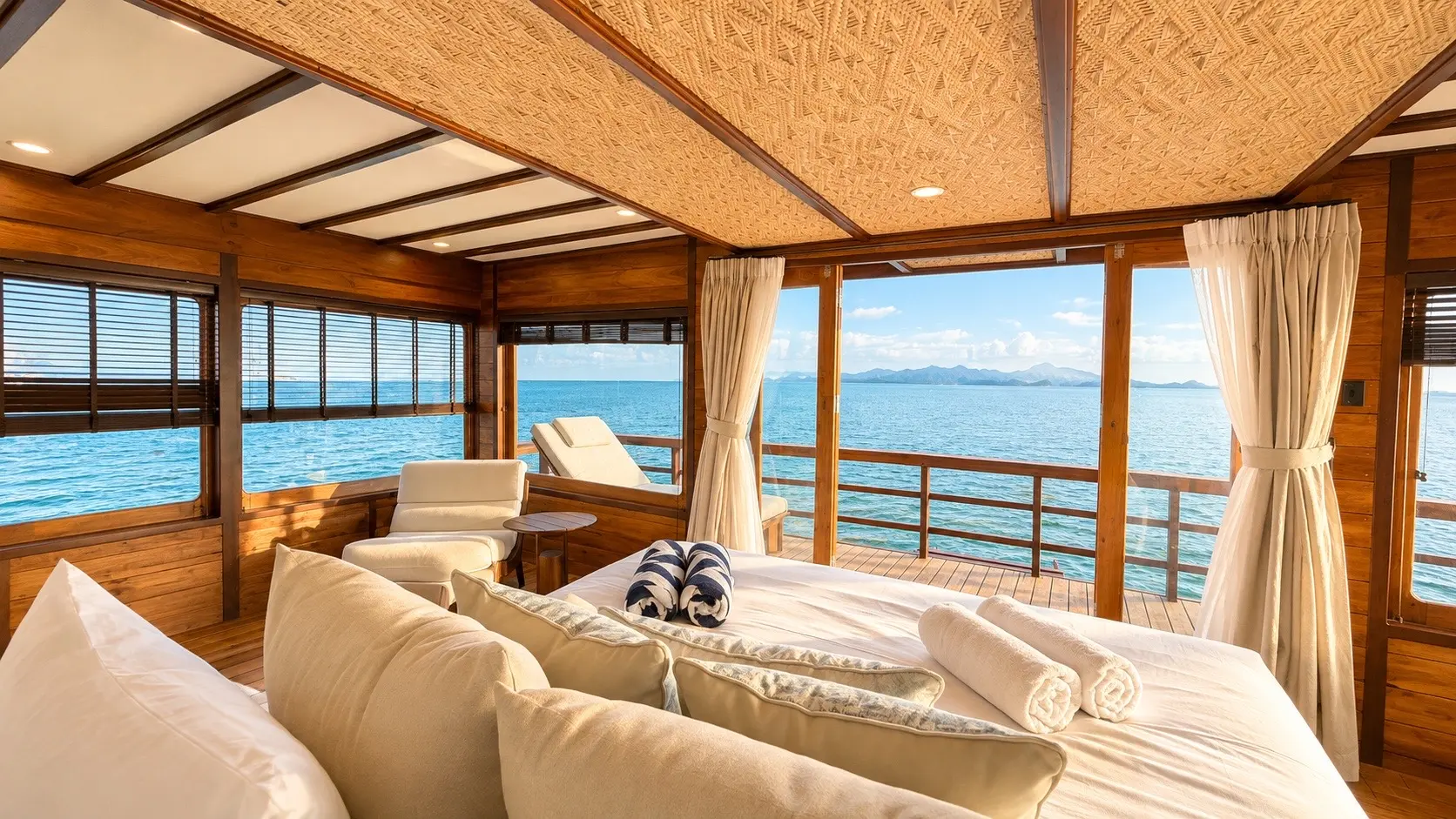 ALLO SIGNATURE cabin aboard Papiton Allo liveaboard