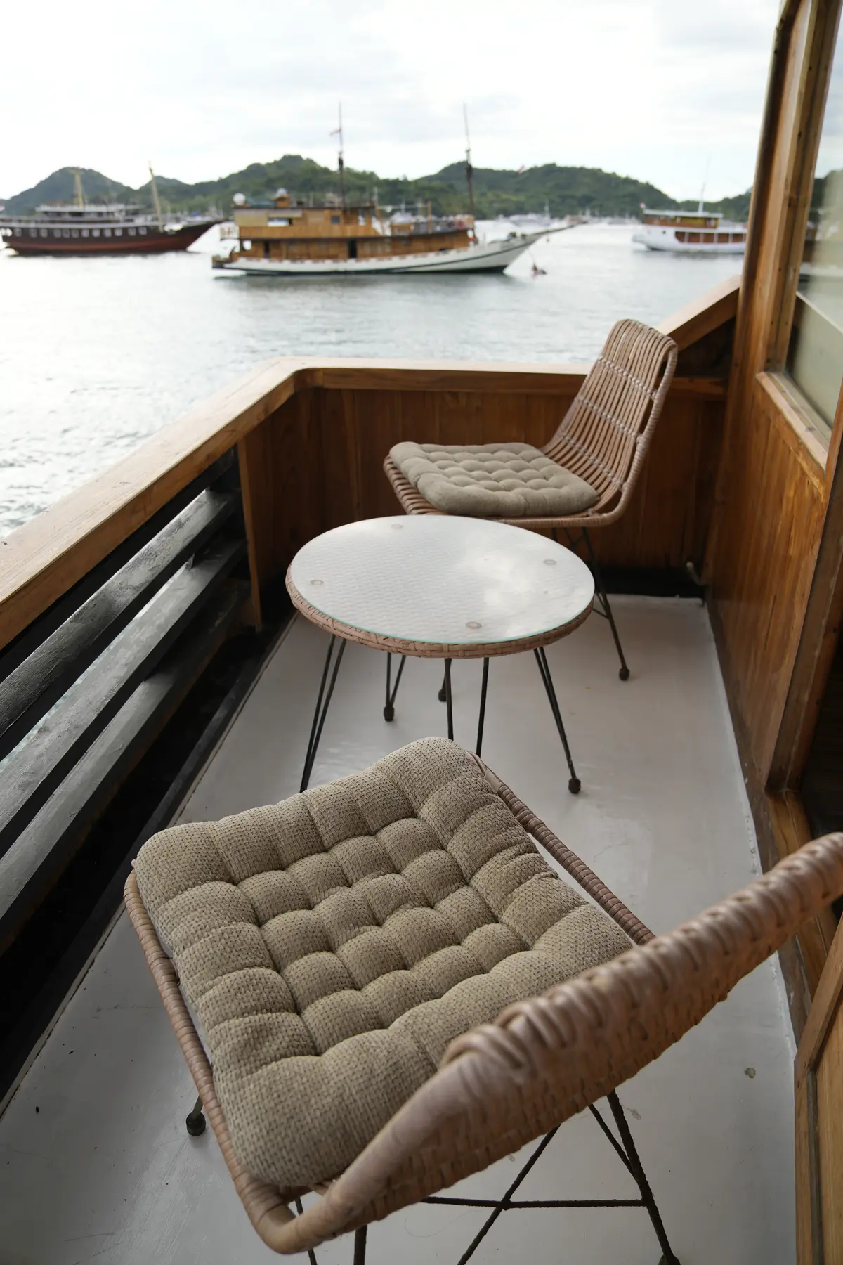 PAPUA ROOM cabin aboard Fadaelo liveaboard