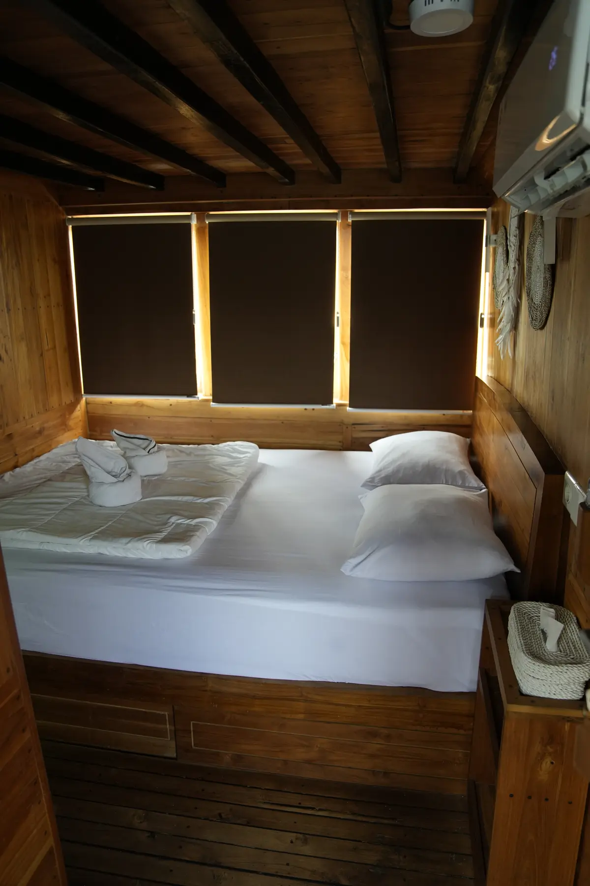 SUMATRA ROOM cabin aboard Fadaelo liveaboard