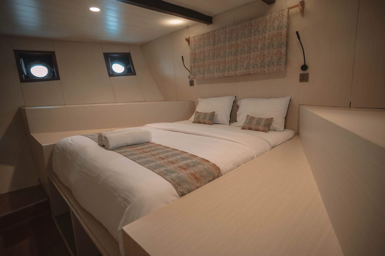 Alor Room Lower cabin aboard Tara liveaboard