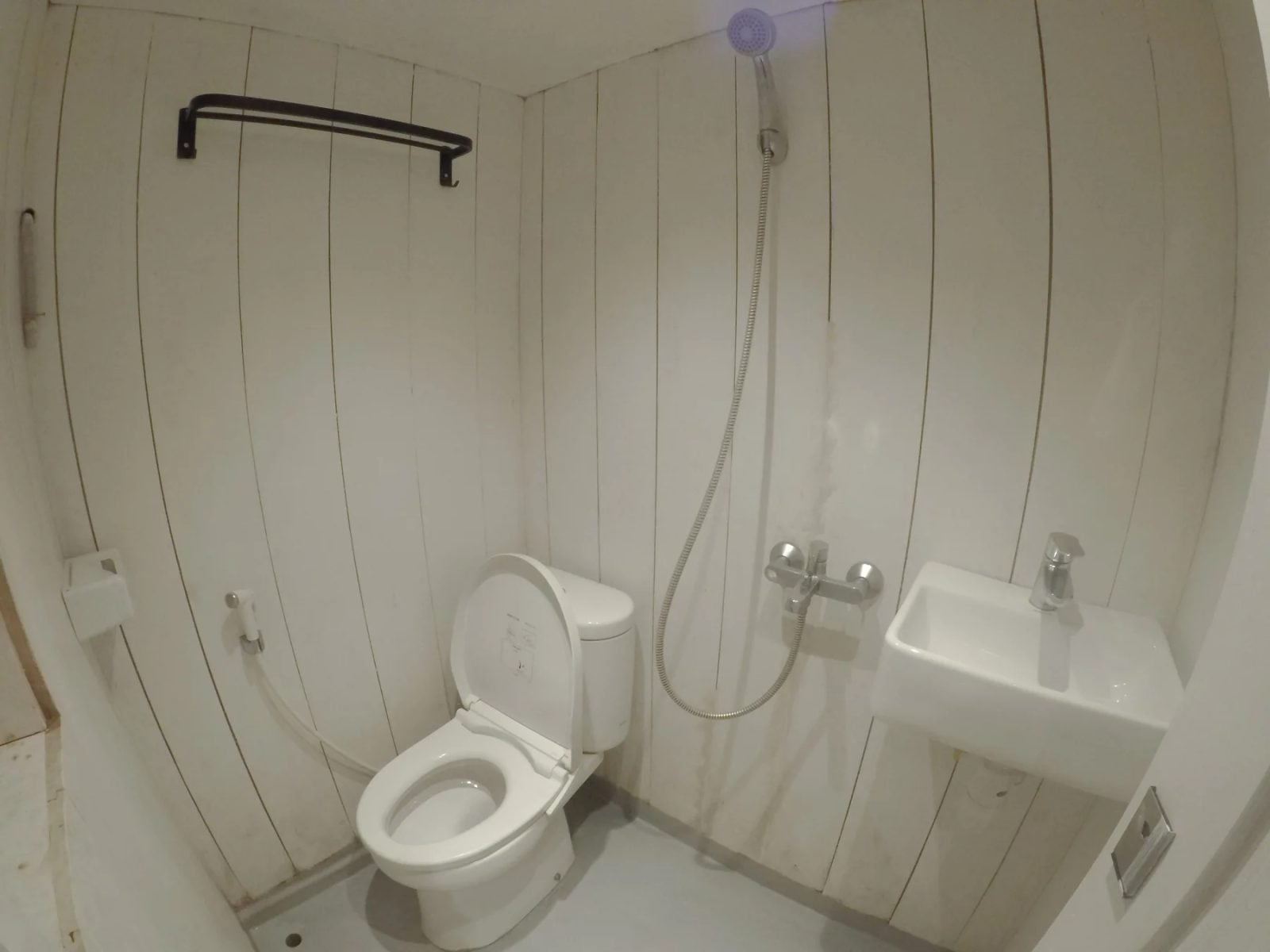 RINCA cabin aboard Zendaya liveaboard