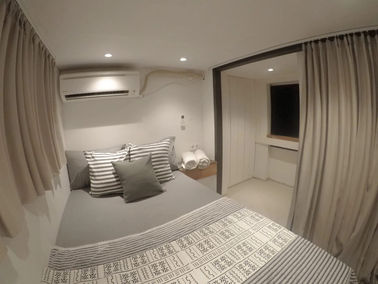 PADAR cabin aboard Zendaya liveaboard