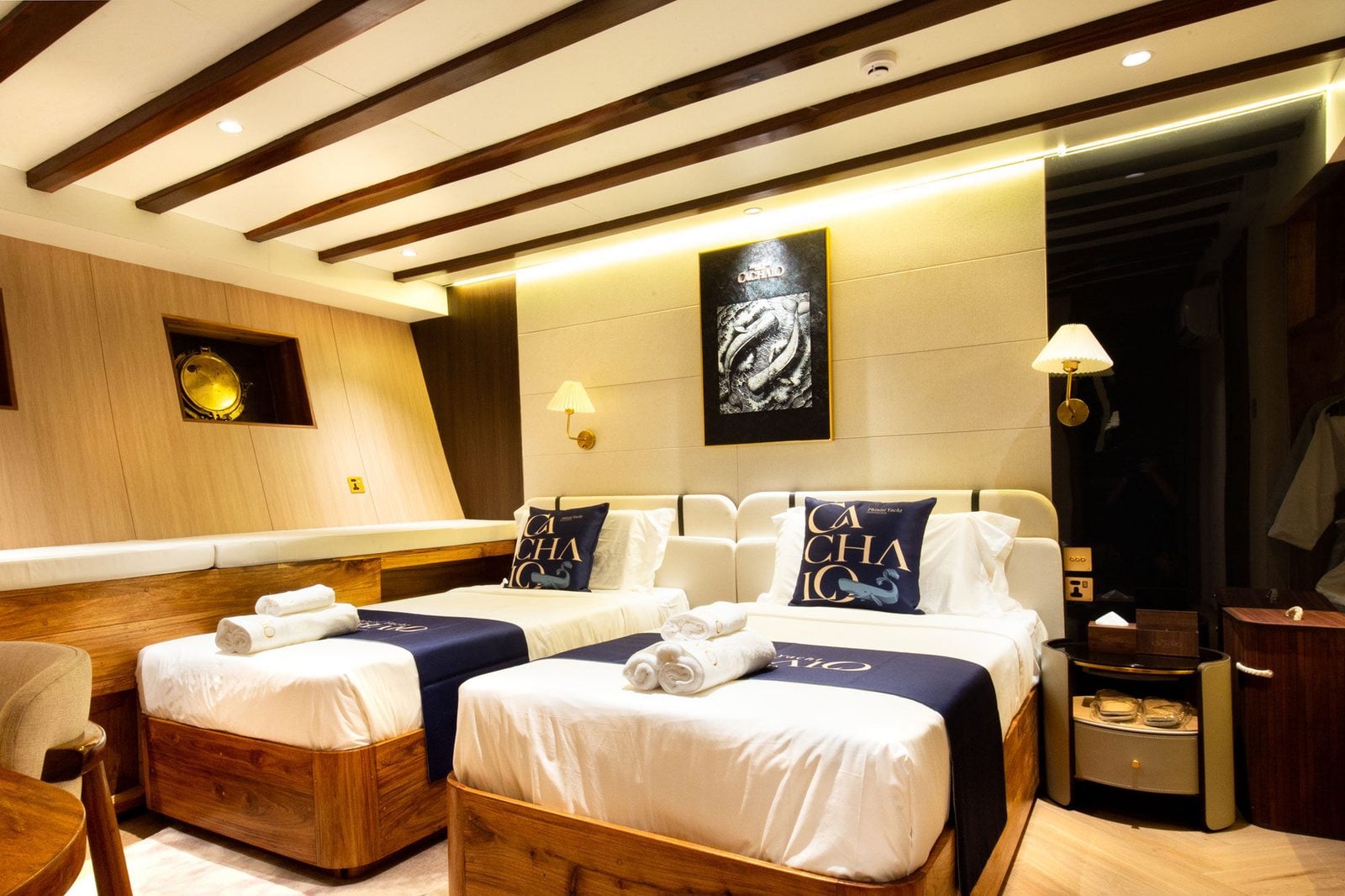 Standard Room cabin aboard Cachalo liveaboard