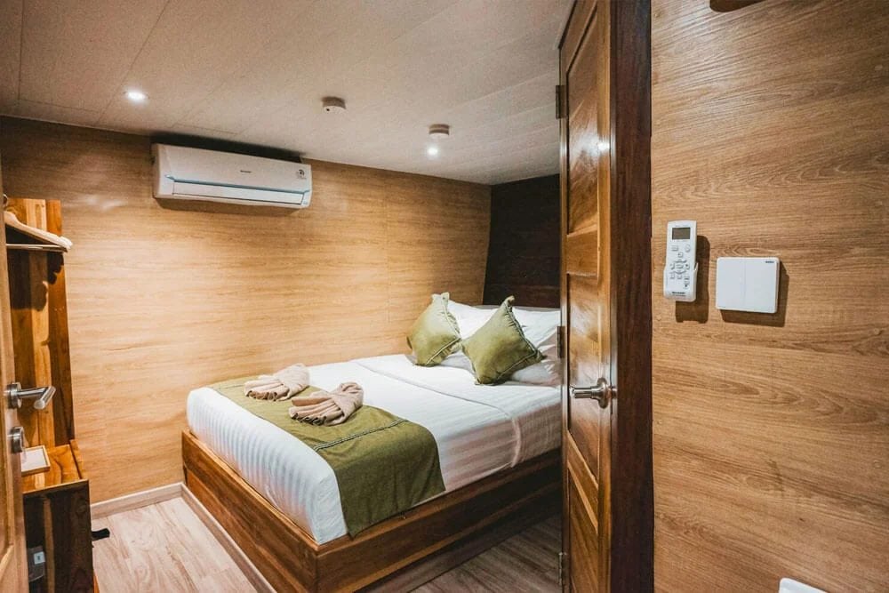 Classic Double cabin aboard Indo Master liveaboard