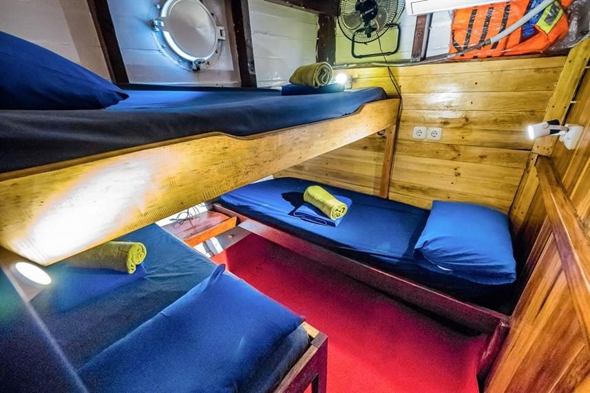 Twin Bed Cabin cabin aboard Jaya liveaboard