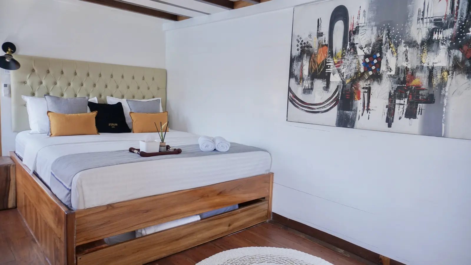 Rinca 1 Cabin cabin aboard Sukha Sail liveaboard