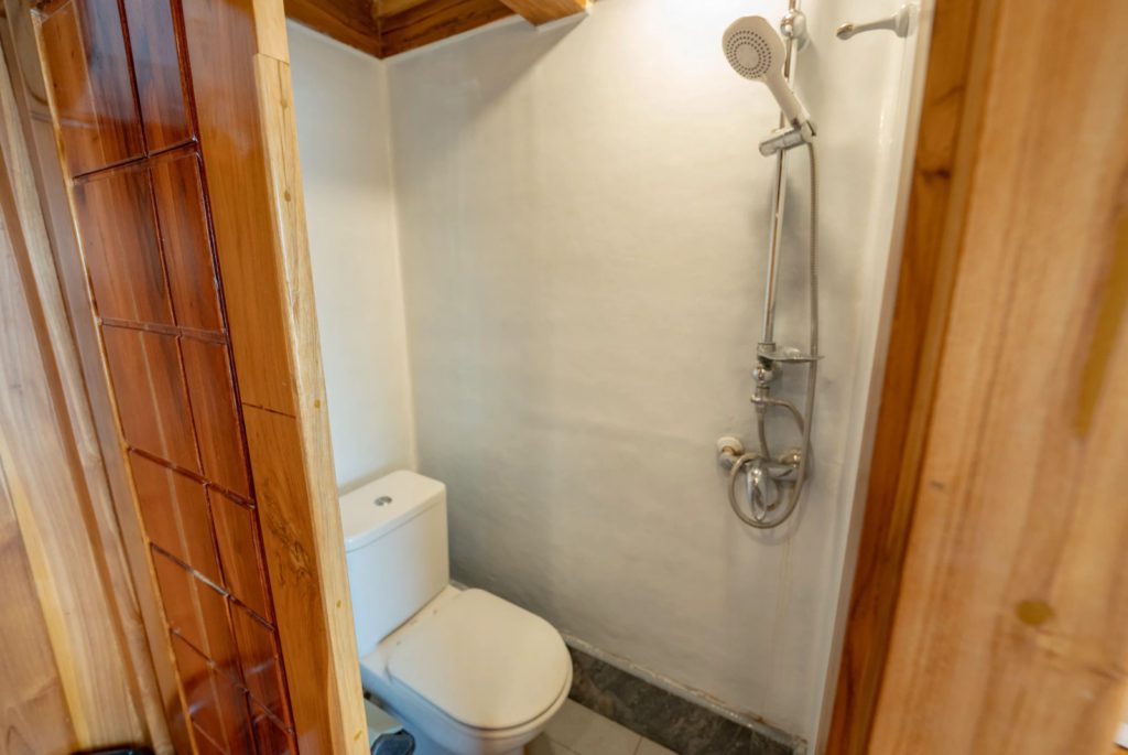 FLORES ROOM - UPPER DECK cabin aboard Al Fatran 3 liveaboard