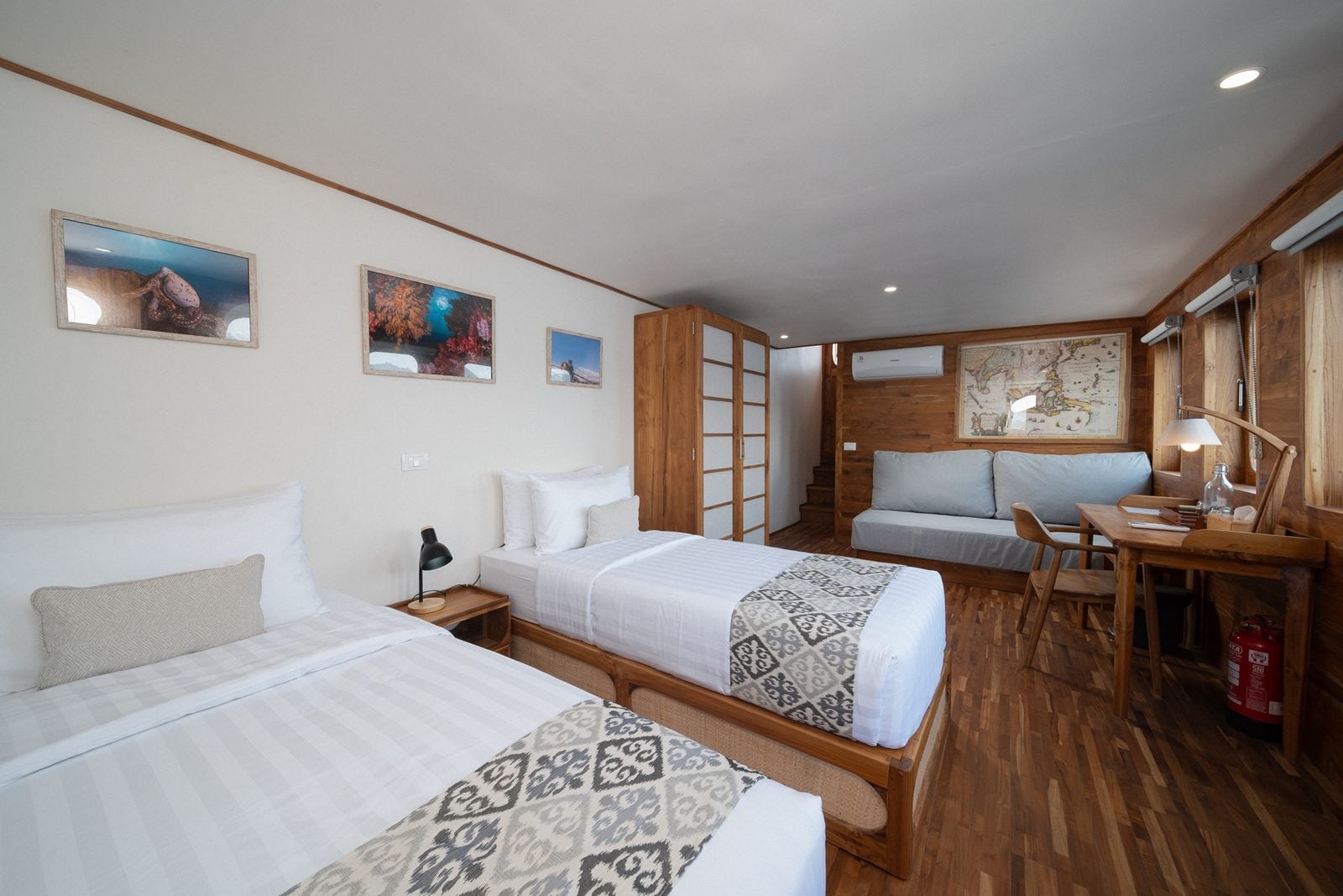 Grand Deluxe cabin aboard Naga Biru liveaboard