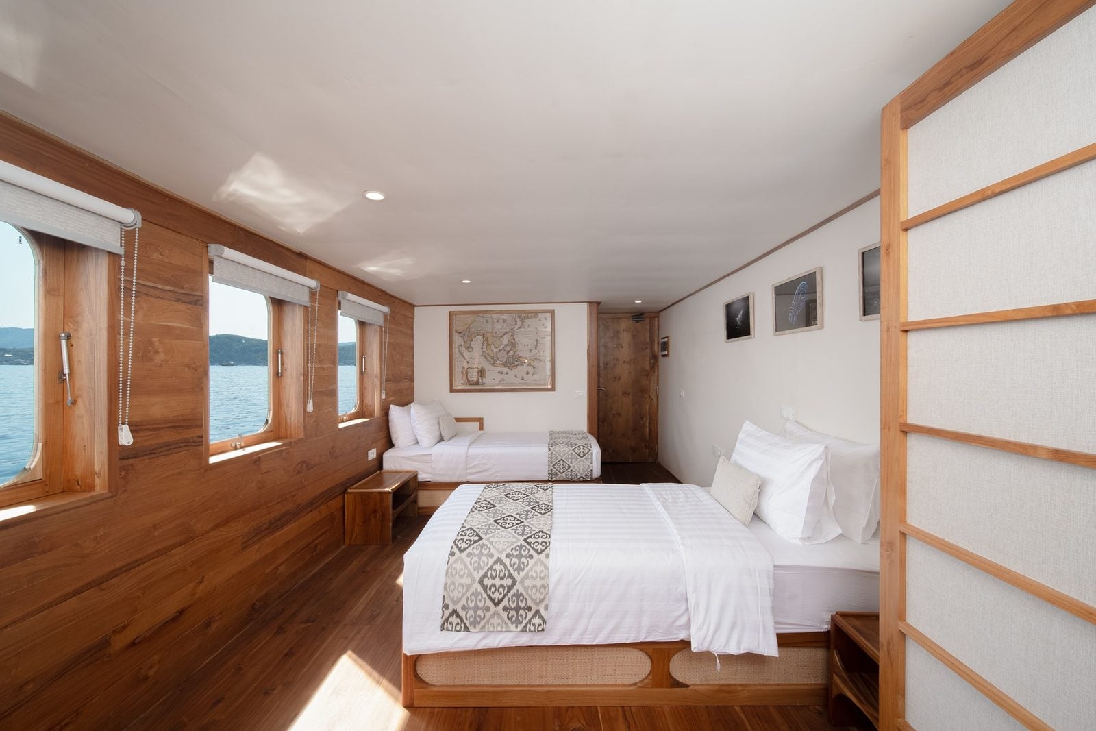 Deluxe cabin aboard Naga Biru liveaboard