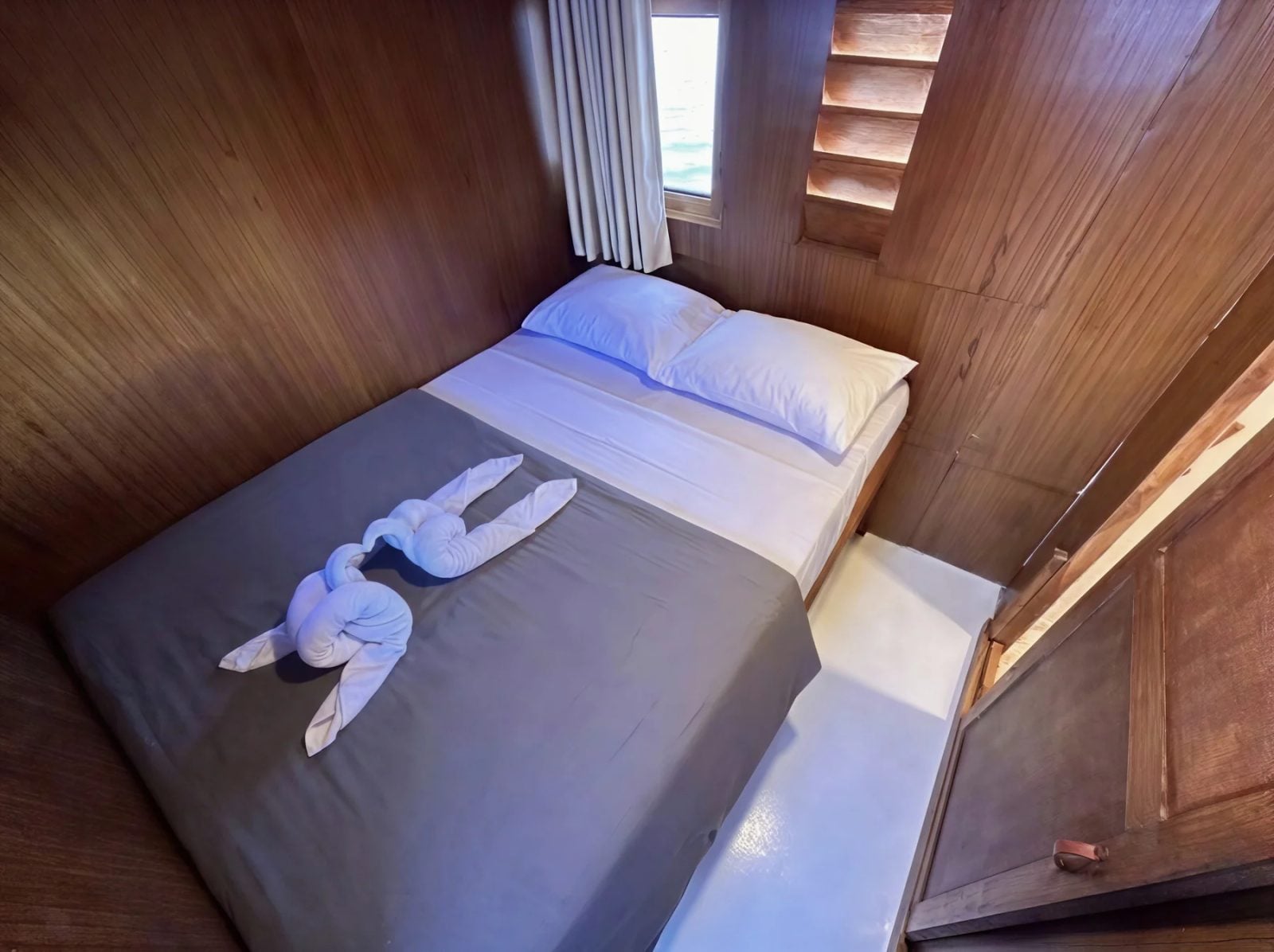 Private Room (Main Deck) cabin aboard Nemmo liveaboard