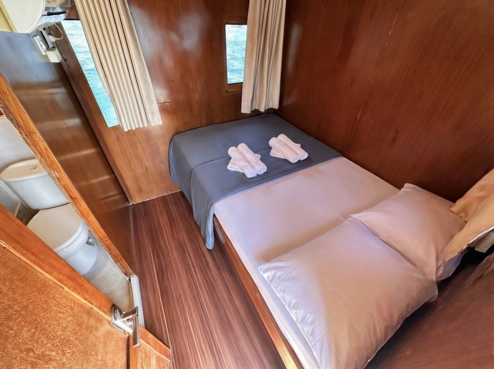 Private Room (Main Deck) cabin aboard Nemmo liveaboard