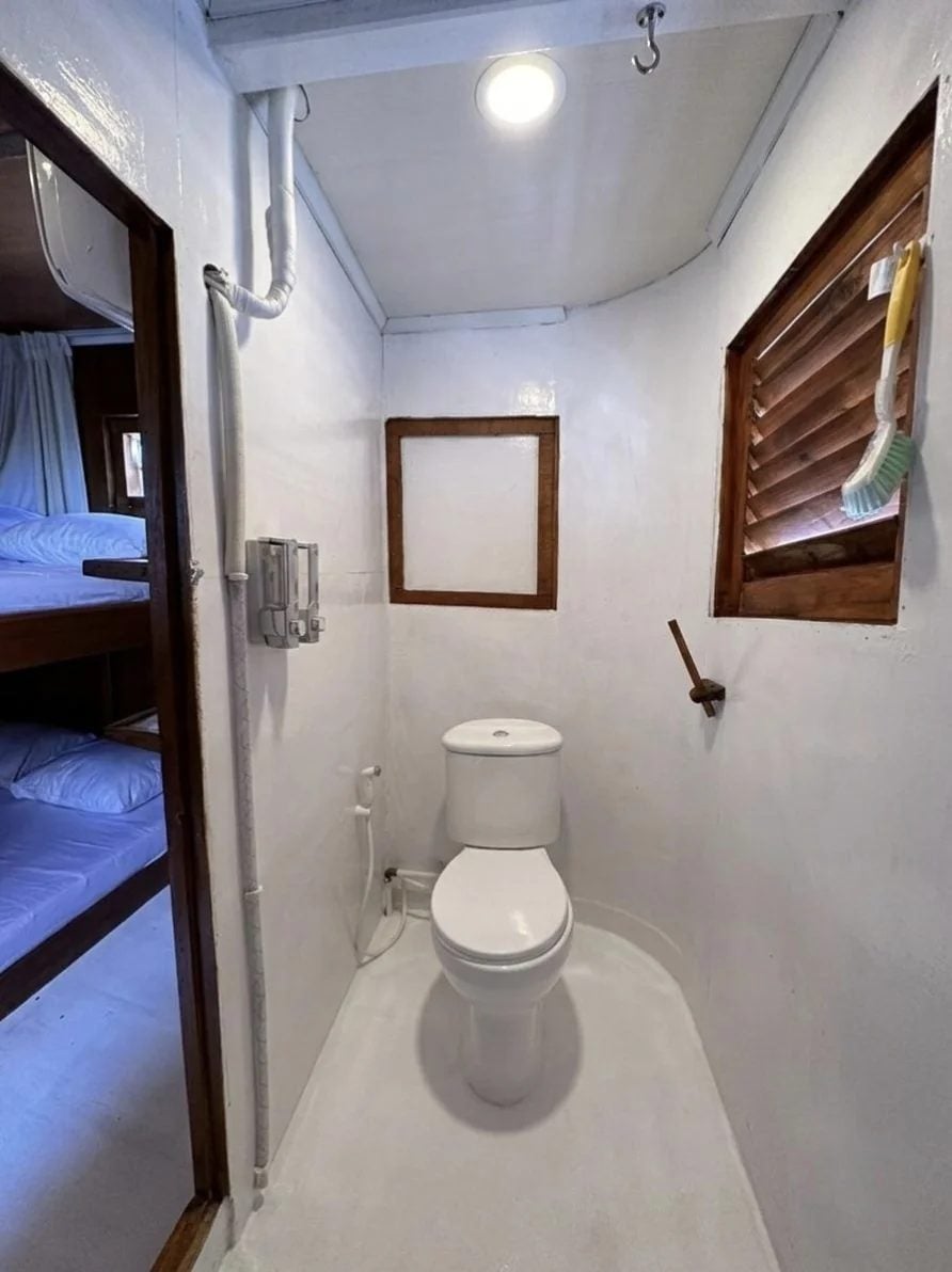 Private Room (Main Deck) cabin aboard Nemmo liveaboard