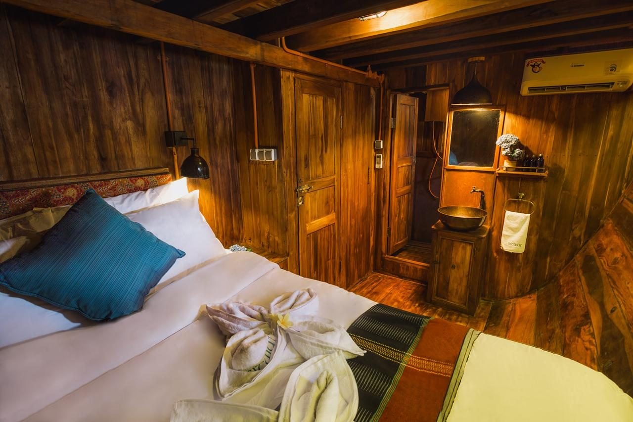 Sumbawa - Deluxe Cabin cabin aboard Situju 7 liveaboard