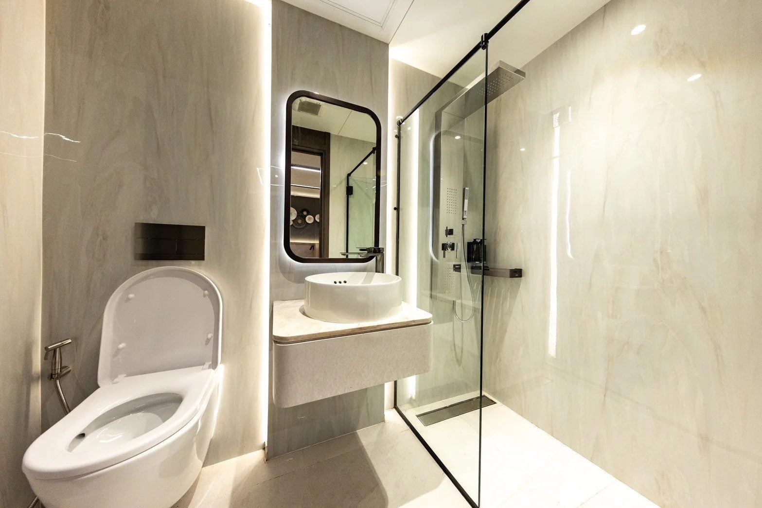 Superior Room - Lower Deck cabin aboard Aruna Odyssey liveaboard
