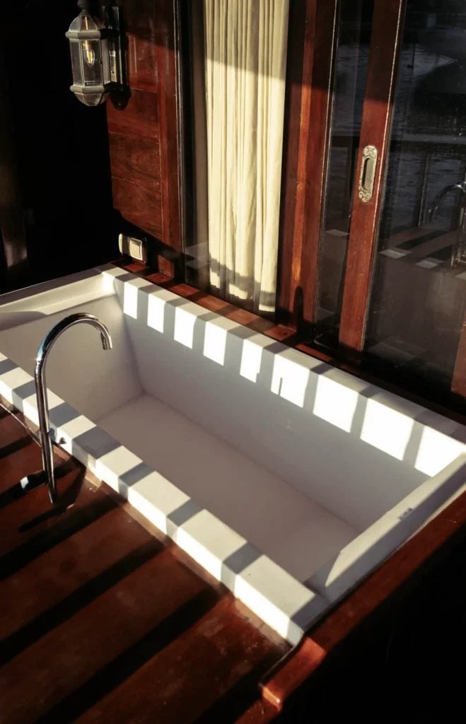 Master Panoramic Balcony cabin aboard Behike Cruise liveaboard