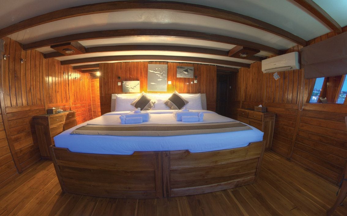 Master Cabin (Main Deck) cabin aboard Damai I liveaboard