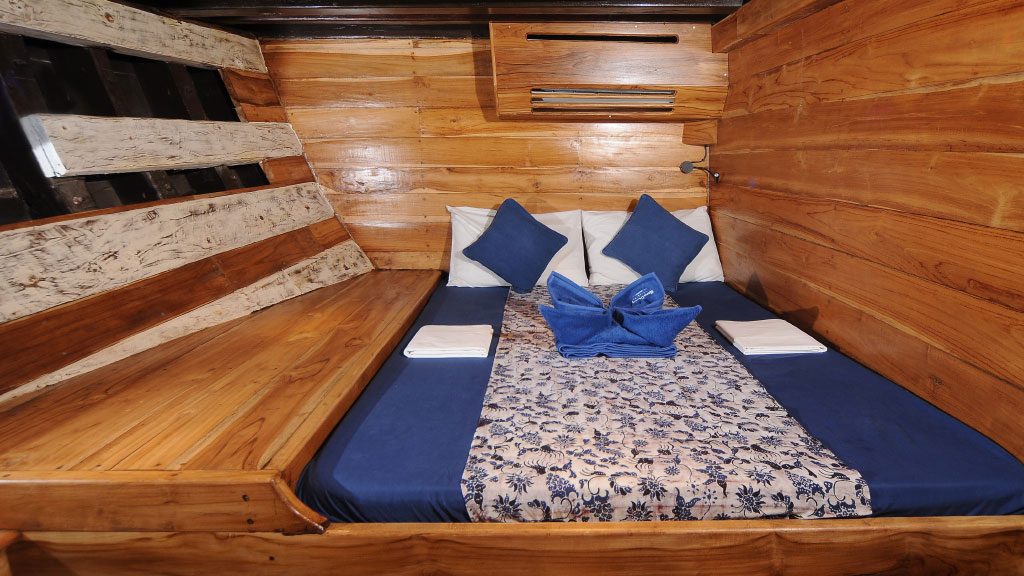 Double Cabin cabin aboard KLM Moana Liveaboard liveaboard