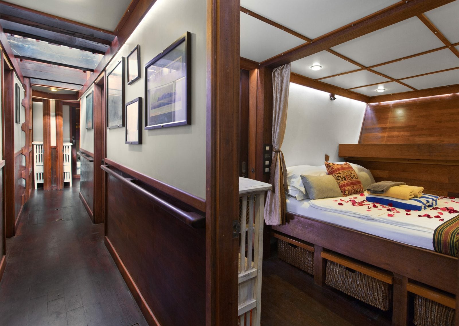 Double Bed Cabin cabin aboard Katharina liveaboard