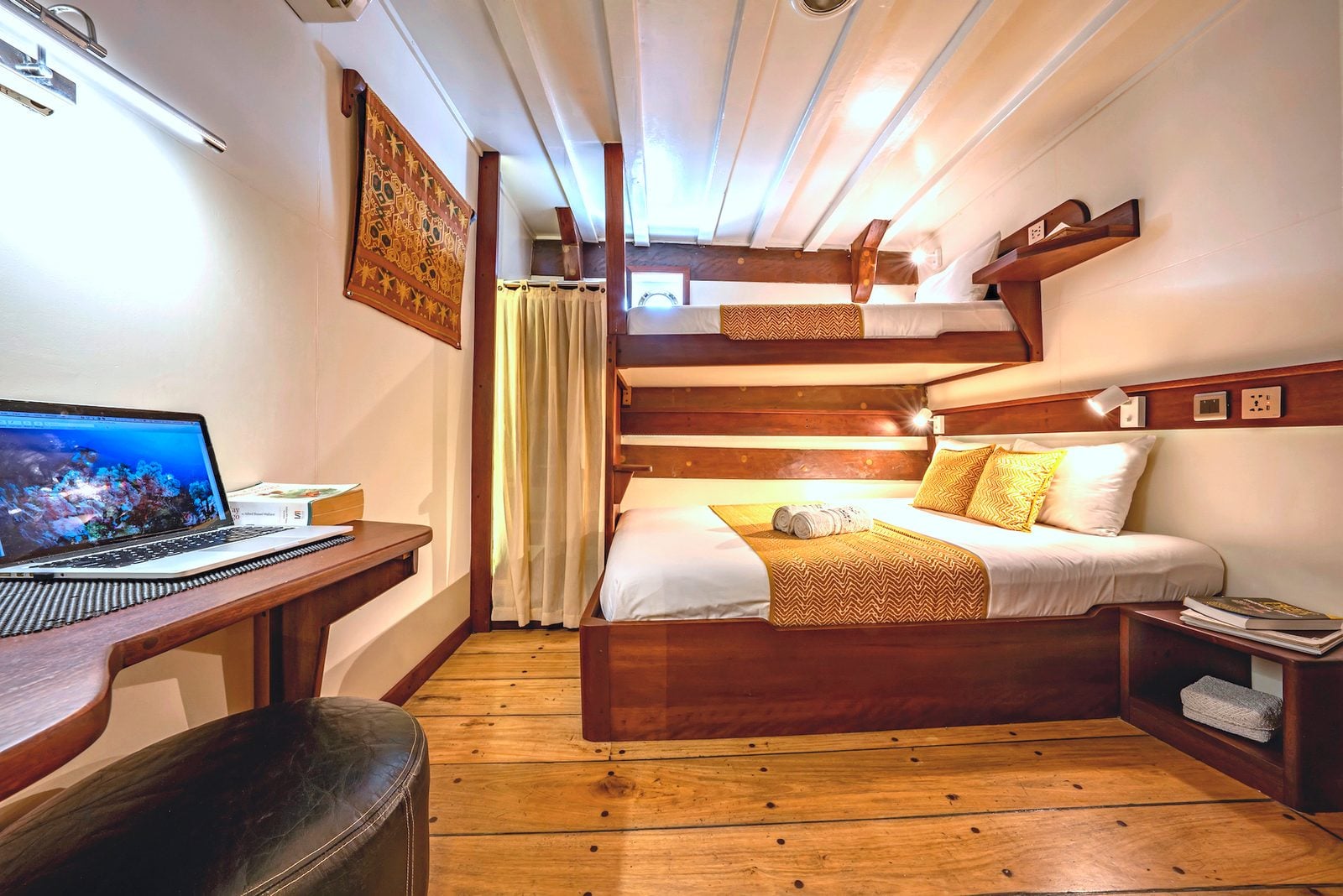 Double/Twin Lower Deck cabin aboard MV Ambai liveaboard