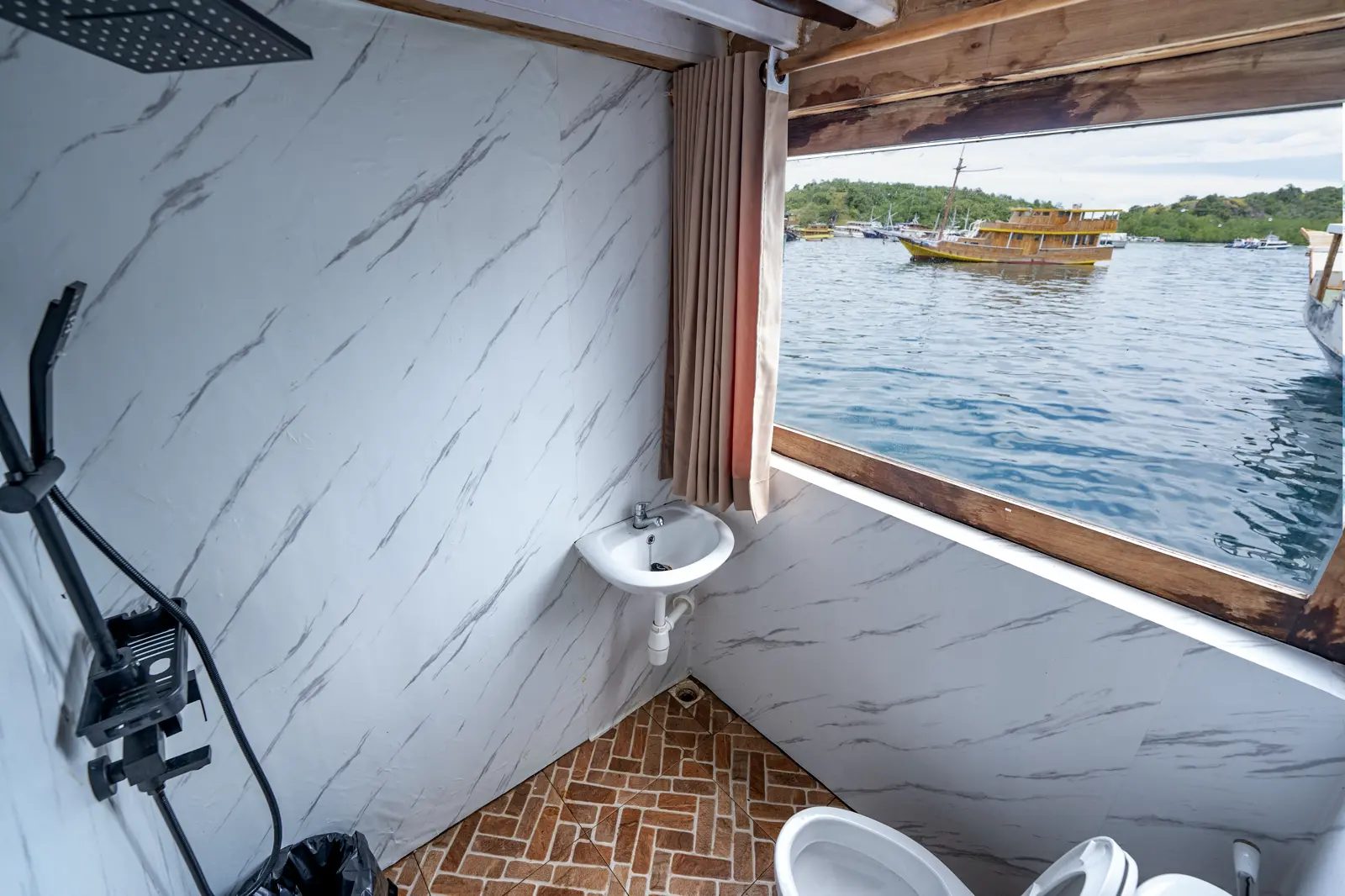Signature Cabin cabin aboard Maheswari liveaboard