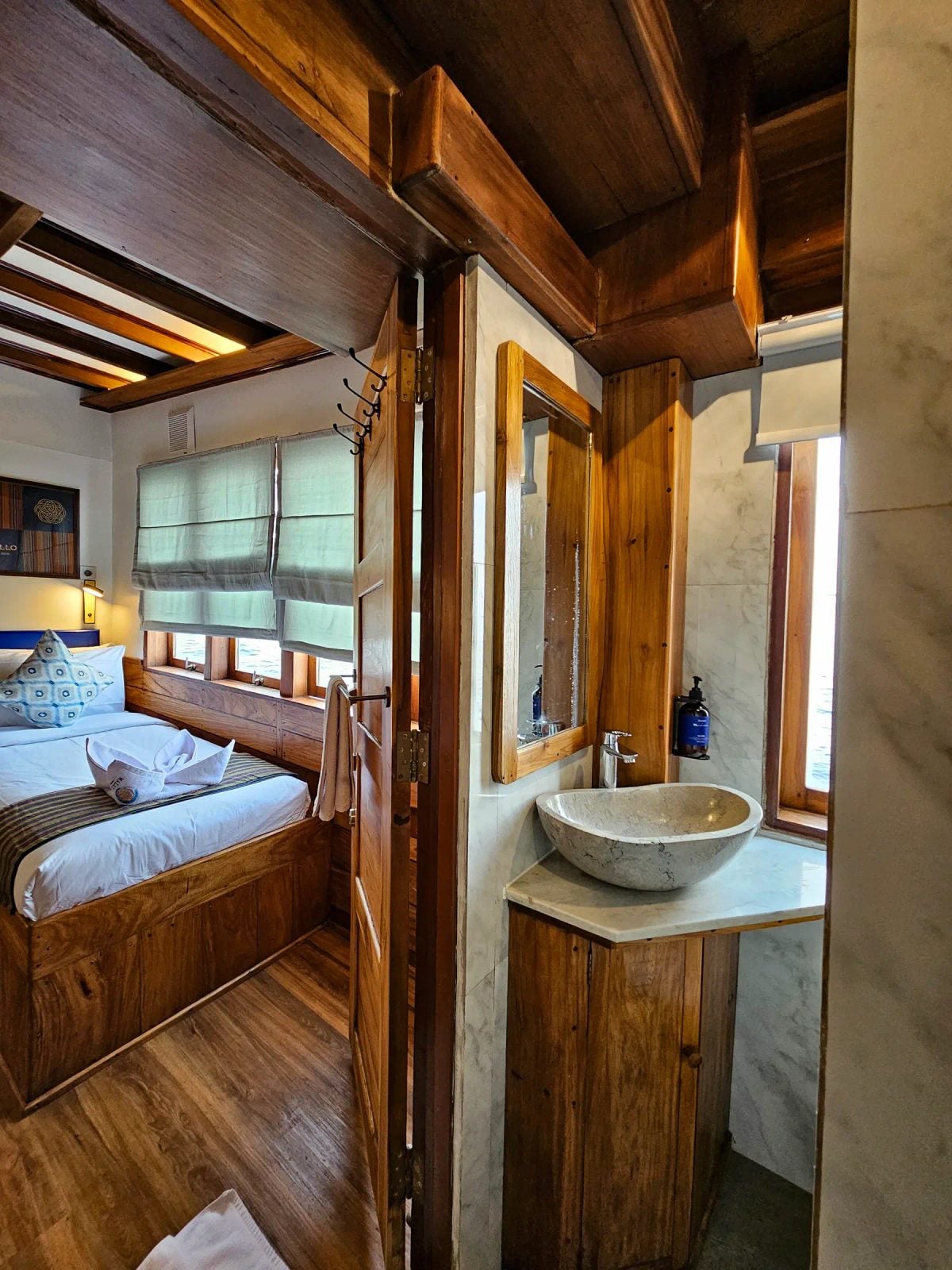 Twin Cabin (Main Deck) cabin aboard Lotus Malaillo liveaboard