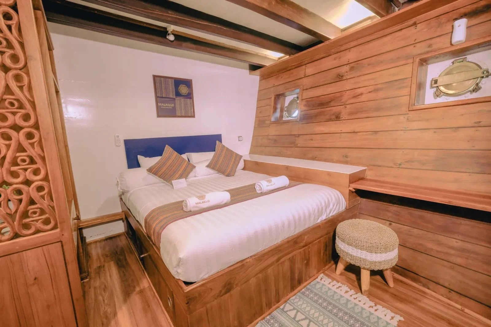 Double Cabin (Lower Deck) cabin aboard Lotus Malaillo liveaboard