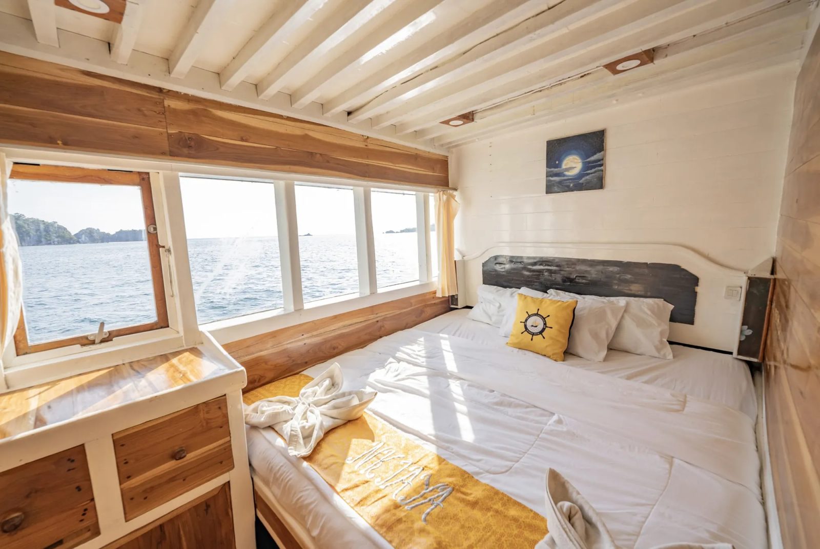 Full Ocean Cabin cabin aboard NK Jaya 1 liveaboard