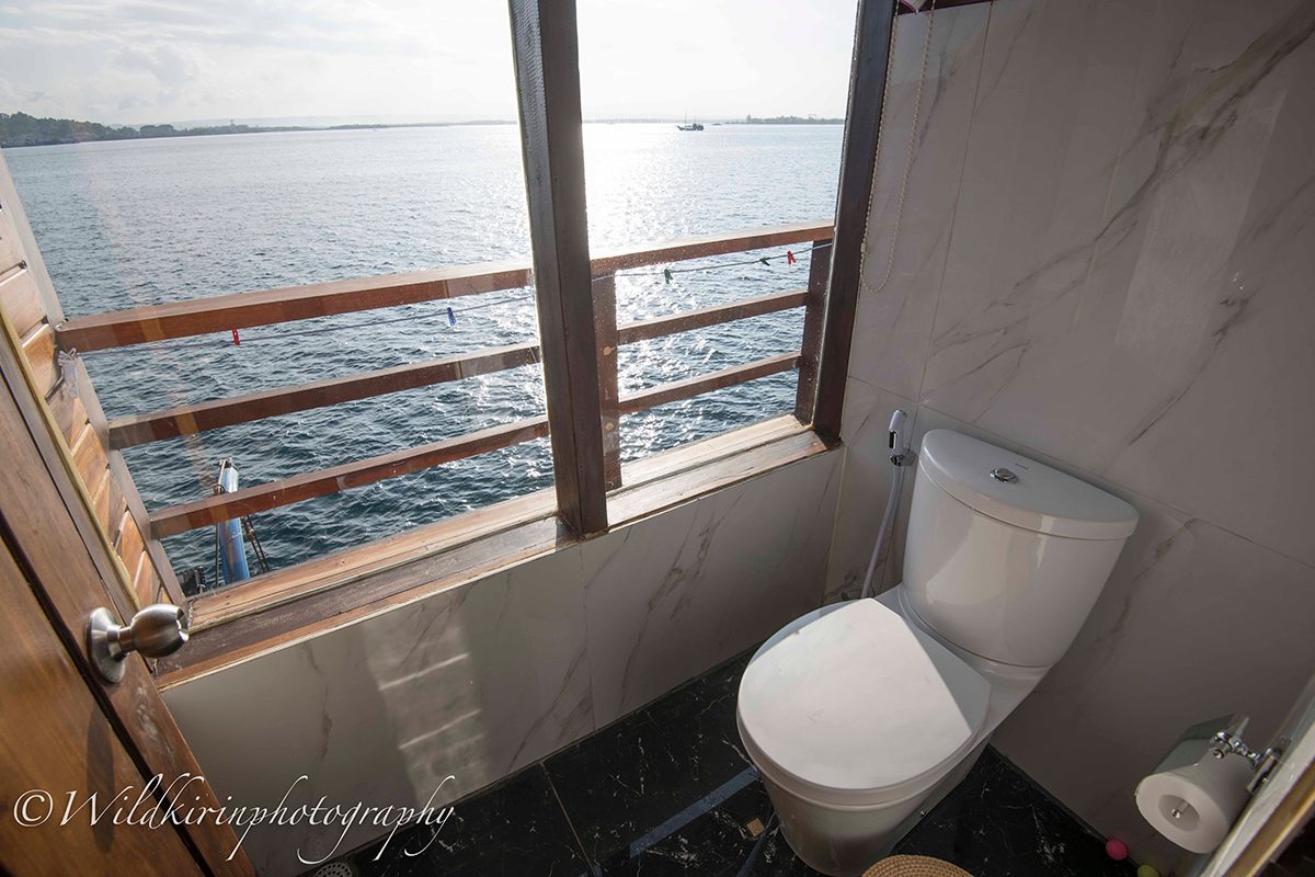 Middle Deck Twin/Double cabin aboard Neomi Cruise liveaboard