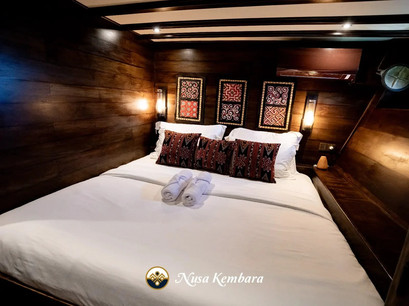 Double Cabin cabin aboard Nusa Kembara liveaboard