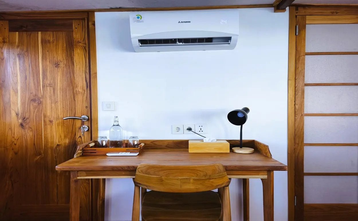 Cabin cabin aboard Putri Naga liveaboard